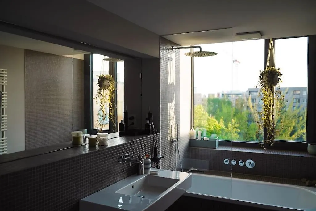 Apartamento Architect'S Penthouse With Rooftop In Kreuzberg Berlim